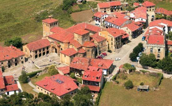 Posada Santa Juliana Santillana del Mar Buitenkant foto