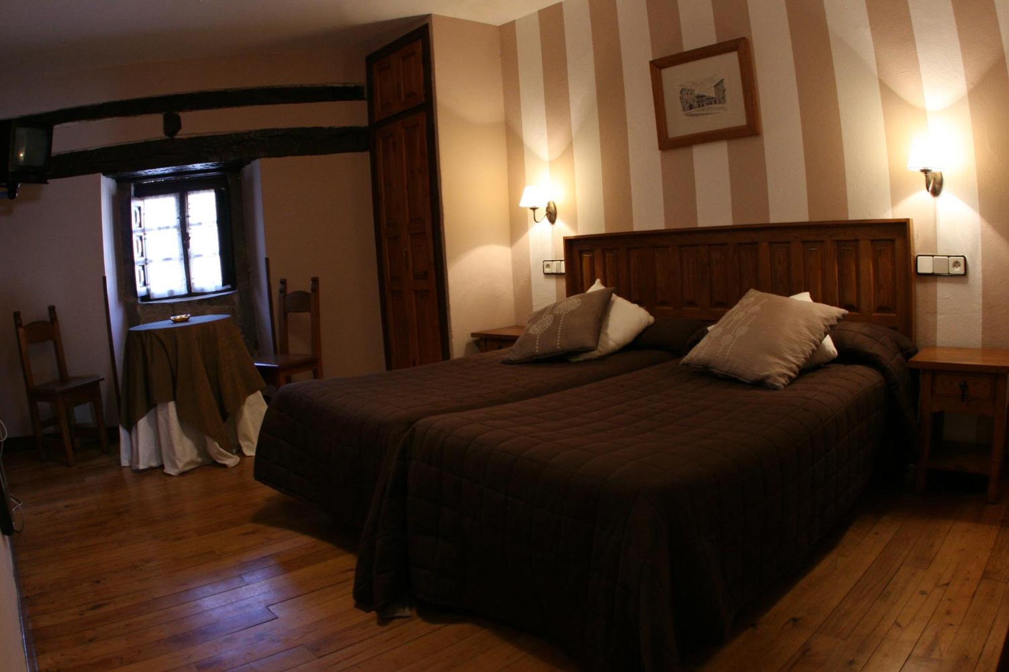 Posada Santa Juliana Bed and Breakfast Santillana del Mar Buitenkant foto