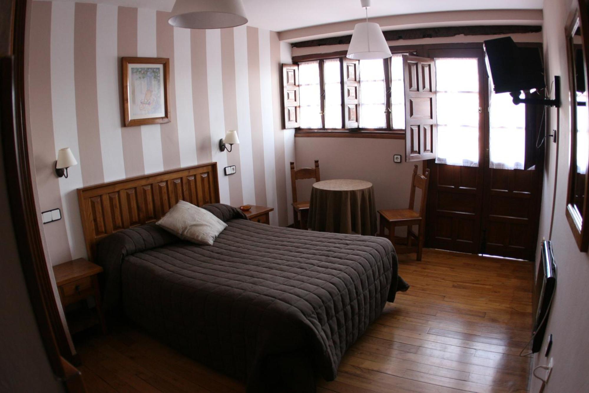 Posada Santa Juliana Bed and Breakfast Santillana del Mar Buitenkant foto